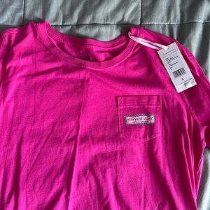 Brand new vineyard vines top